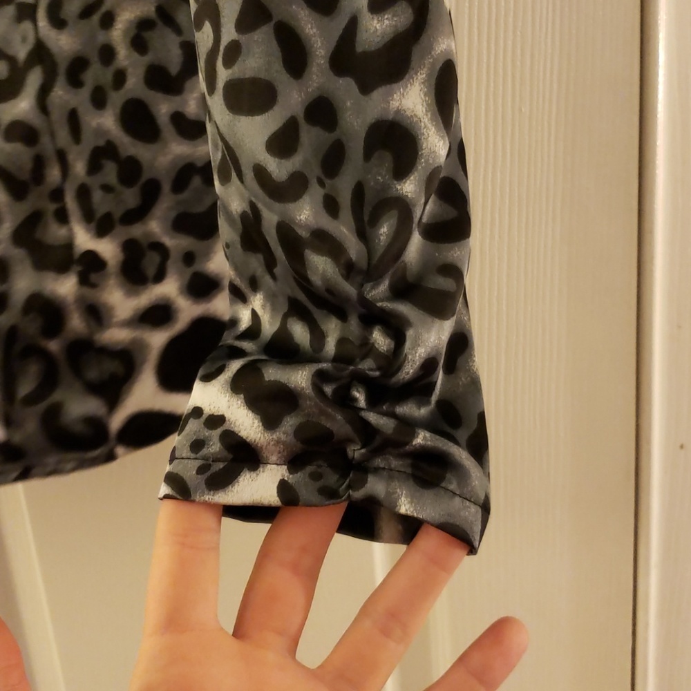 Blouse - Picture 3 of 4